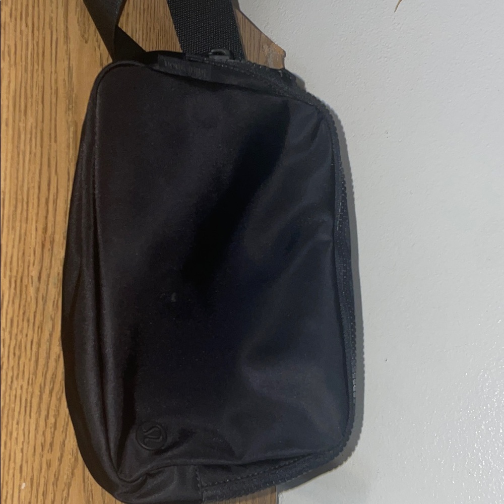 Lululemon belt bag